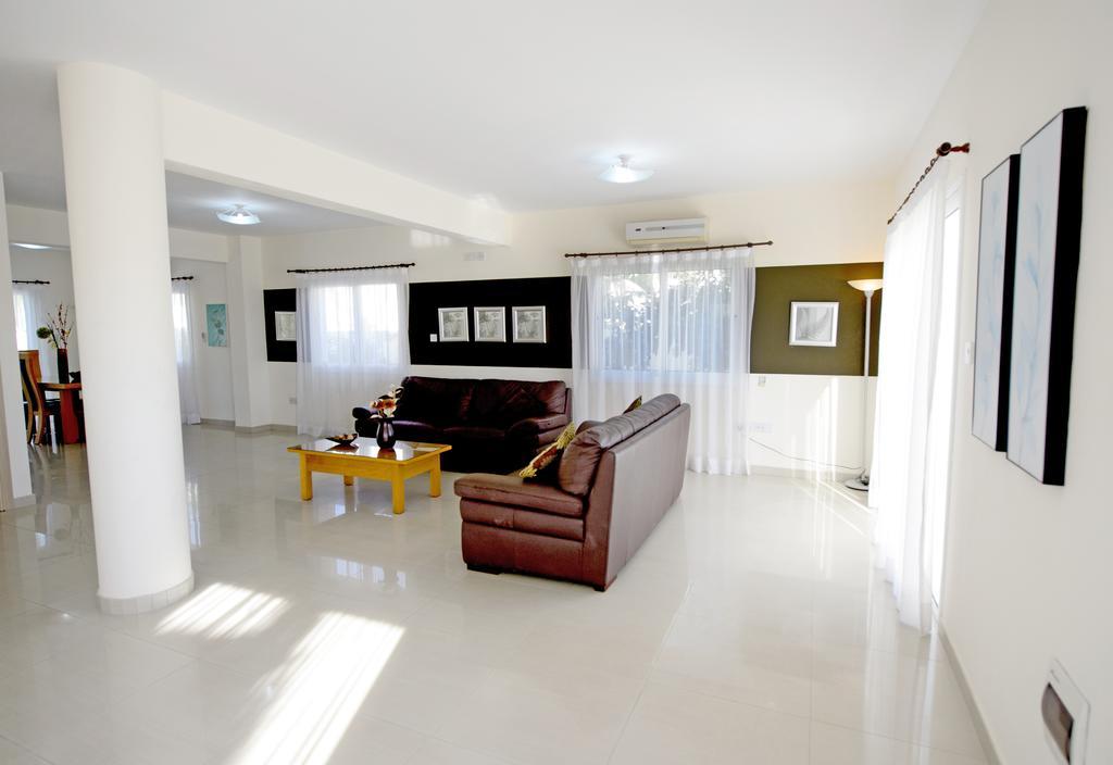 Hara Nissi Beach Villas 圣纳帕 客房 照片